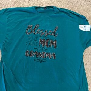 New Teal Graphic T-Shirt with 'Blessed Mom and Grandma' Print